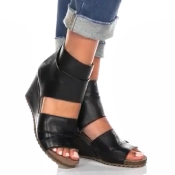 Diba True "Next N Line" Black Leather Wedge Sandals 10 NWOT - Picture 5 of 16